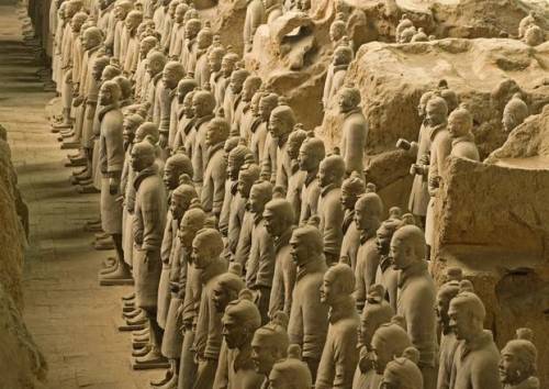 Si huang's terracotta warriors are sometimes called the eighth wonder of the ancient world.