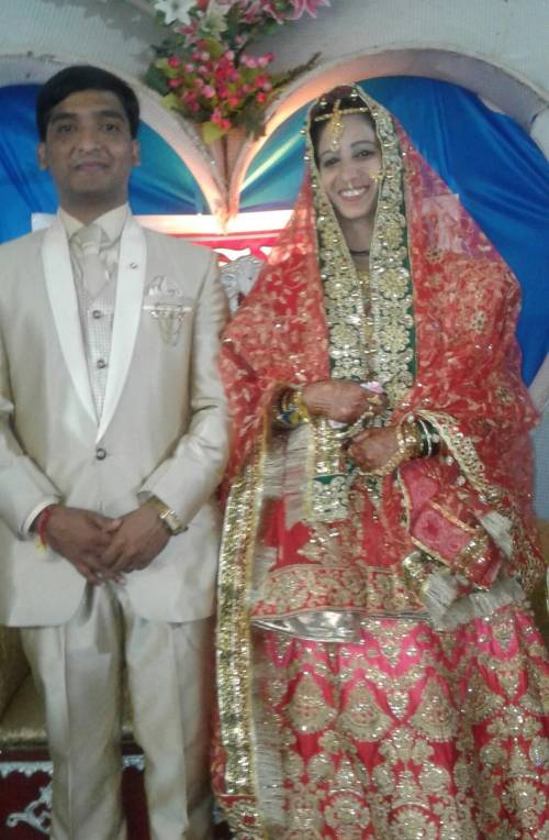 This is my sis of marriage ceremony​