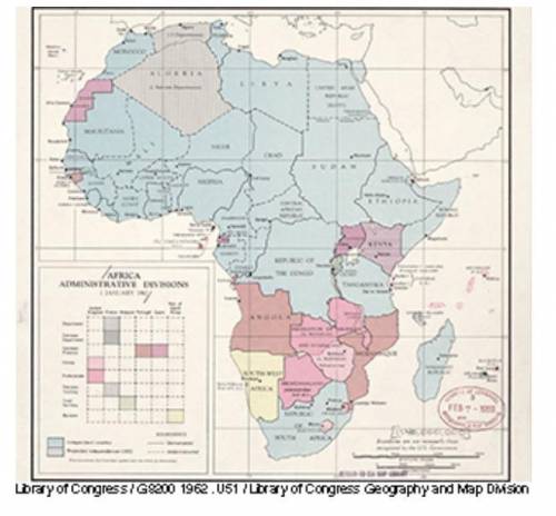 PLEASE HELP!!! I PROMISE POINTS!

In 100 to 150 words, explain the political changes from Map 1 to