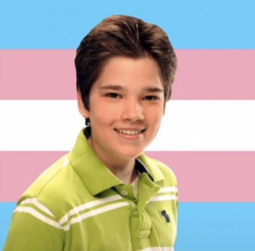 Hi shawty have a good day/night <33 (heres a picture of freddie benson)