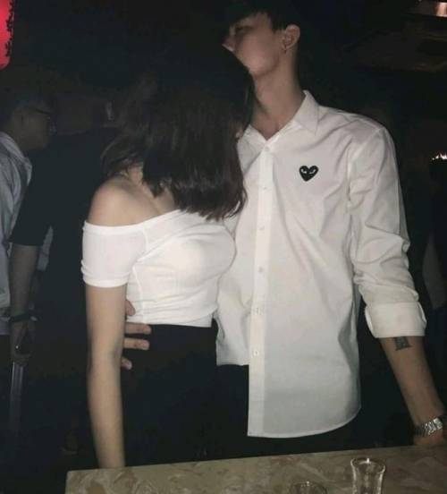 I was in party but I not happy with my bf​