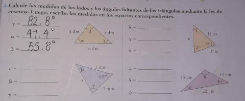 Calcule las medidas de los lados y ángulos faltantes de los triángulos mediante la ley de cosenos.